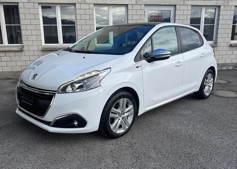 Gebraucht 2017 Peugeot 208 Style Kleinwagen | CHF 7’500 (Teuer) - Bild 1/4
