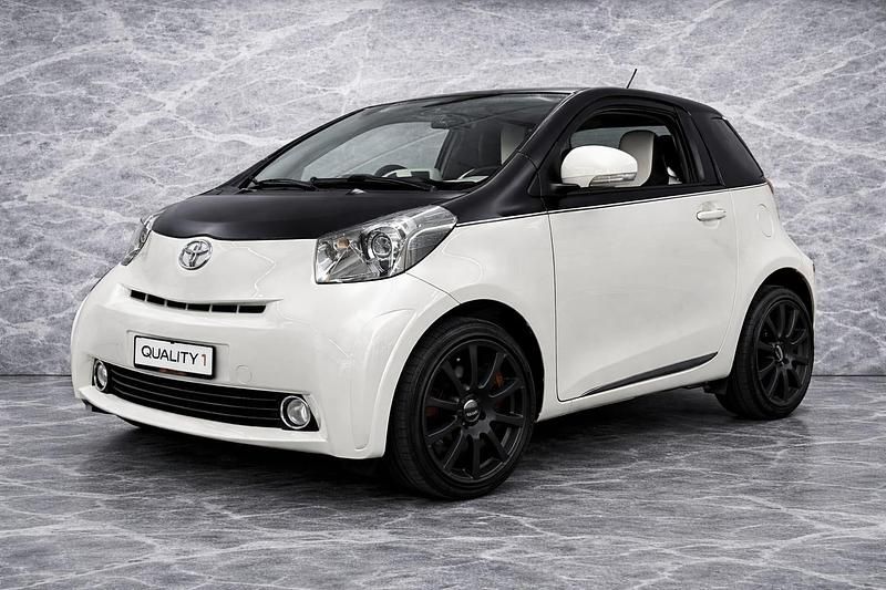 Gebraucht Toyota iQ Premium 98 PS (72 kW) 2011 Kleinwagen