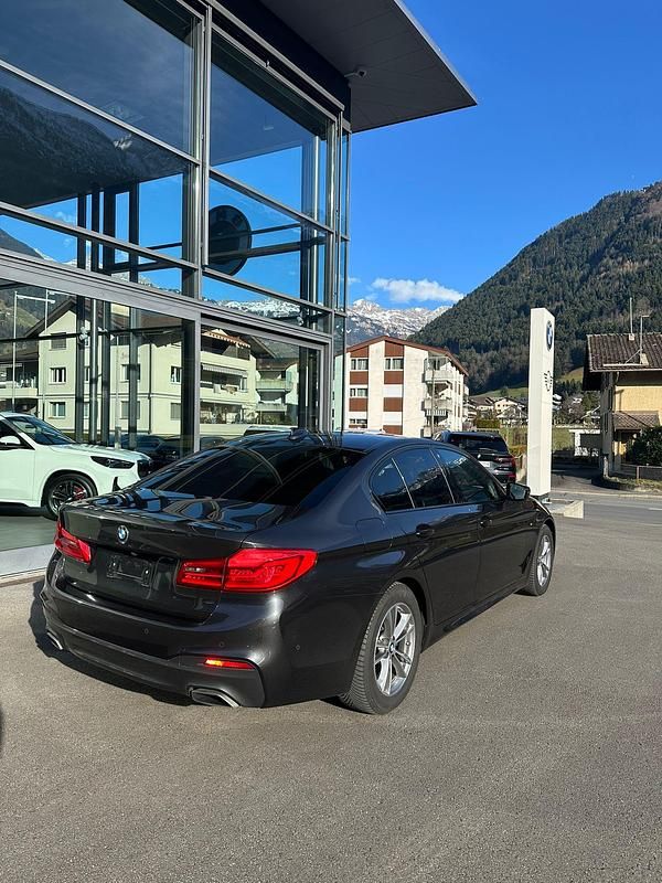 Gebraucht BMW 530 M Sport 265 PS (194 kW) 2019