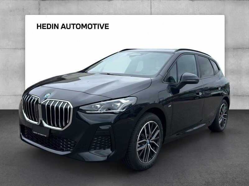 Schwarz Neu 2025 BMW 230e Active Tourer Comfort Edition Van / Kleinbus | CHF 60’900 (Superpreis) - Bild 1/4