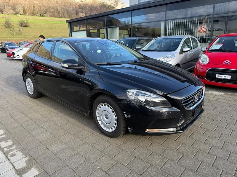 Gebraucht Volvo V40 115 PS (84 kW) 2012 Kleinwagen
