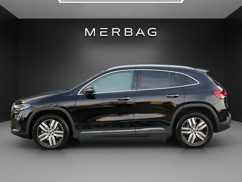 Gebraucht Mercedes EQA300 168 kW (229 PS) 2021 Schwarz SUV