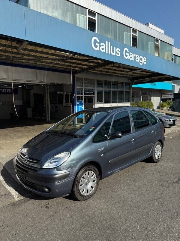 Gebraucht 2009 Citroën Xsara Picasso Exclusive Van / Kleinbus | CHF 980 (Superpreis) - Bild 1/4