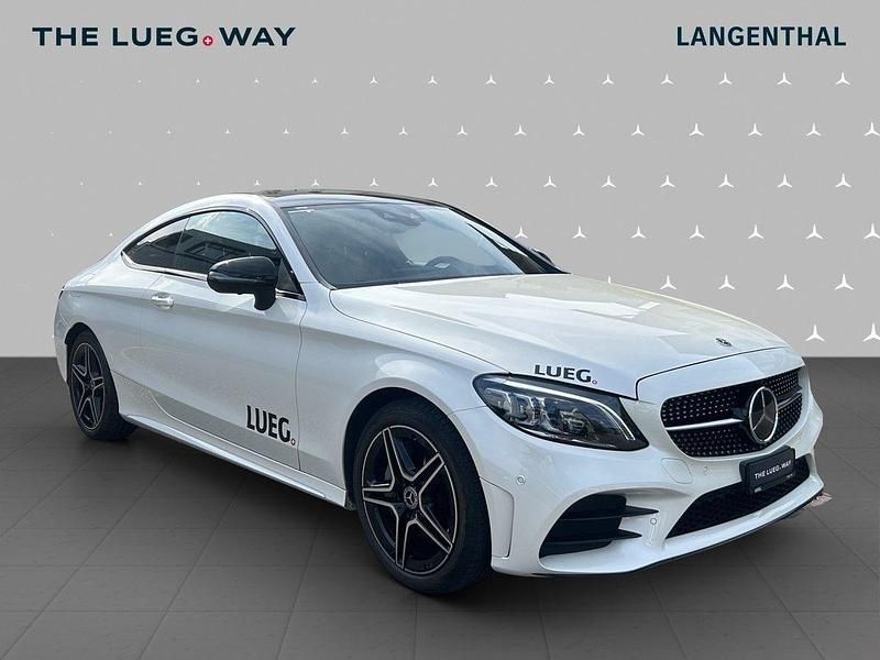 Gebraucht Mercedes C300e AMG line 272 PS (200 kW) 2022 Weiss Coupé