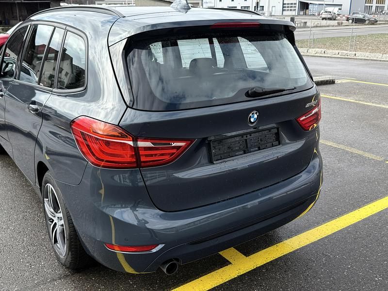 Gebraucht BMW 218 Gran Tourer Sport Line 150 PS (110 kW) 2015 Van / Kleinbus