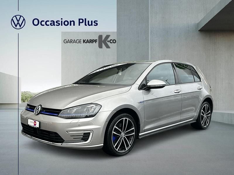 Silber Gebraucht 2016 VW Golf VII GTE Limousine | CHF 17’000 (Fairer Preis) - Bild 1/4