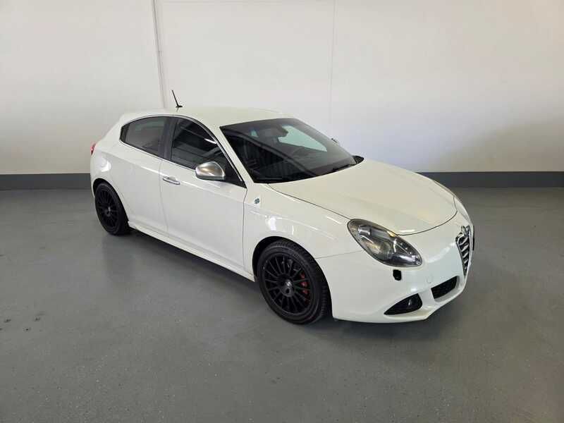 Gebraucht Alfa Romeo Giulietta Quadrifoglio Verde 235 PS (172 kW) 2010 Kleinwagen