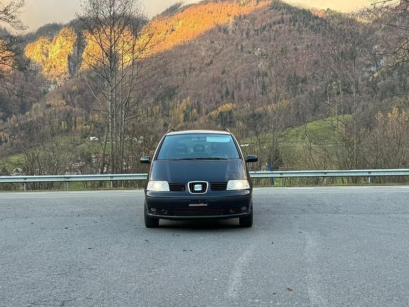 Gebraucht 2008 Seat Alhambra Sport Van / Kleinbus | CHF 2’200 (Fairer Preis) - Bild 1/4