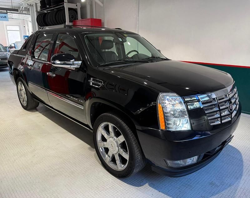 Gebraucht Cadillac Escalade 409 PS (300 kW) 2012 SUV