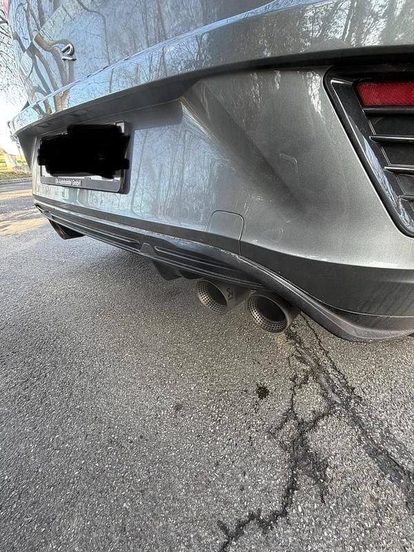 Gebraucht VW T-Roc R 301 PS (221 kW) 2021 SUV