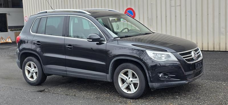 Gebraucht VW Tiguan Sport 140 PS (102 kW) 2010 SUV
