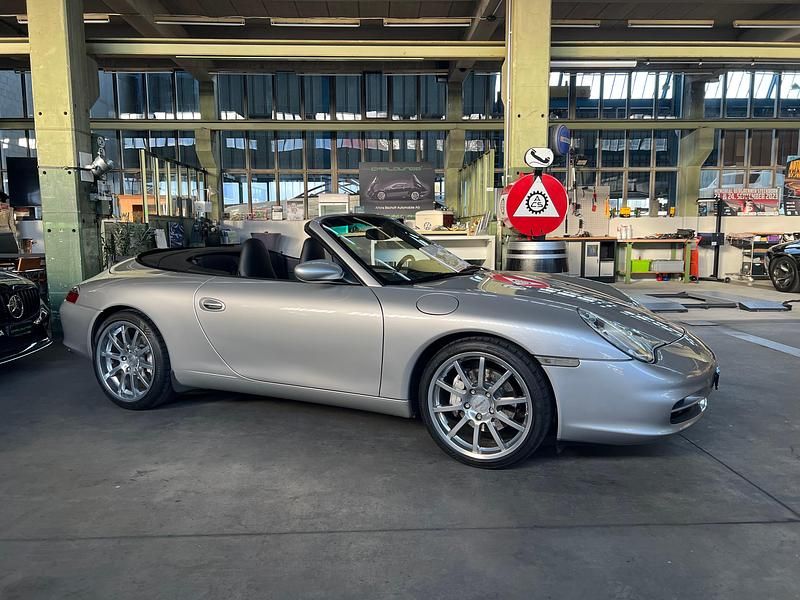 Gebraucht Porsche 911 Carrera 4 320 PS (235 kW) 2003 Cabrio