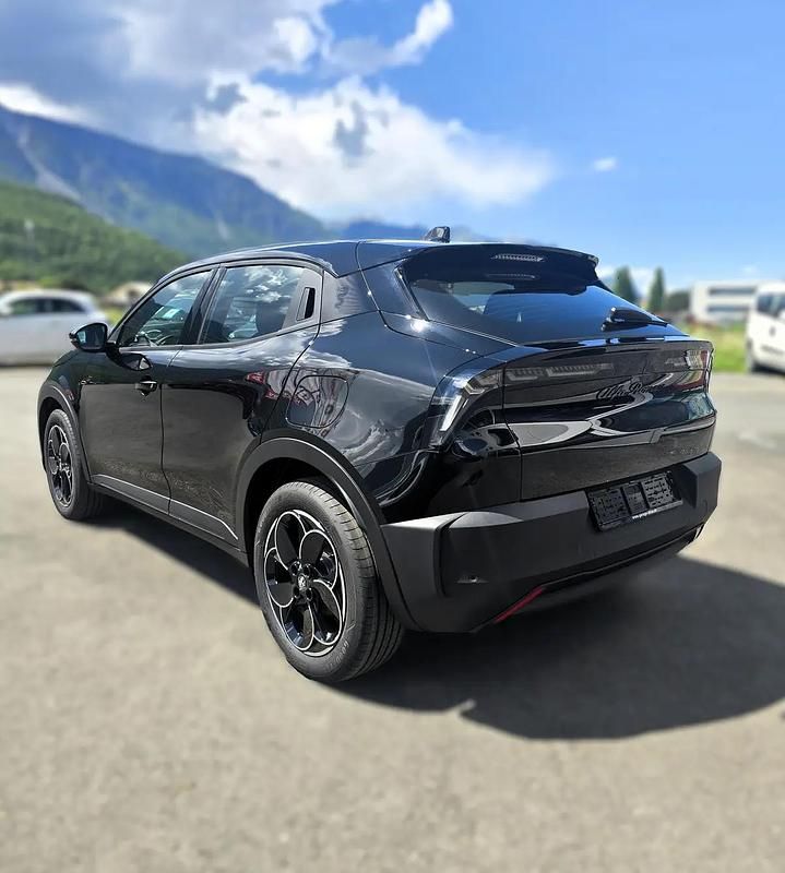 Neu Alfa Romeo Junior 115 kW (157 PS) 2025 Schwarz SUV