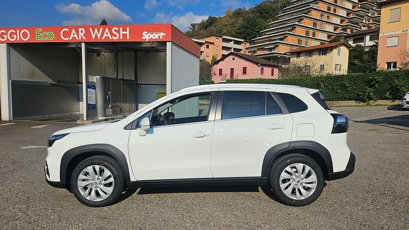 Neu Suzuki SX4 S-Cross 110 PS (80 kW) 2025