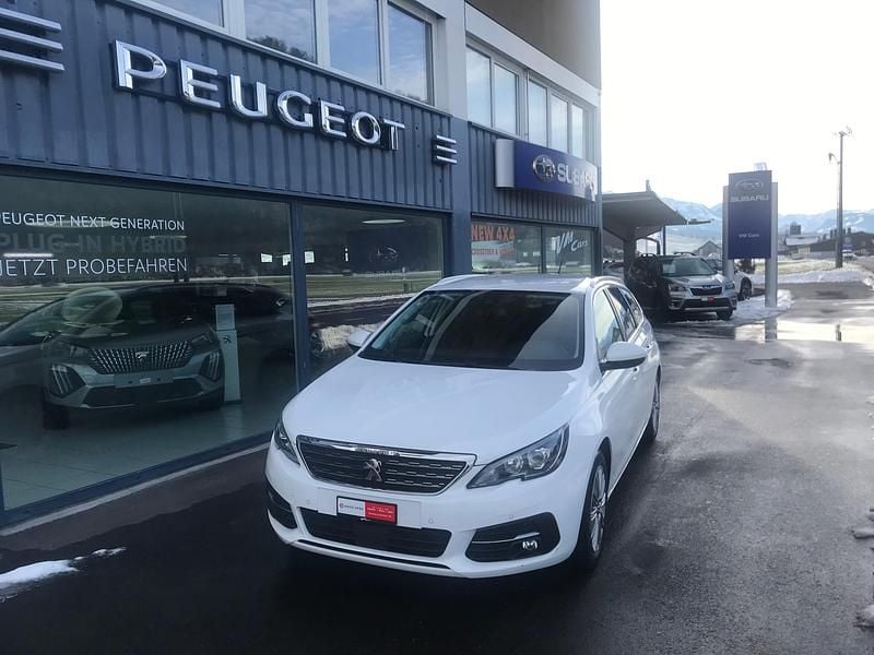 Gebraucht Peugeot 308 SW Allure 130 PS (95 kW) 2020 Weiss Kombi