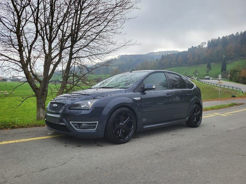 Gebraucht 2007 Ford Focus ST Limousine | CHF 9’900 (Etwas zu teuer) - Bild 1/4