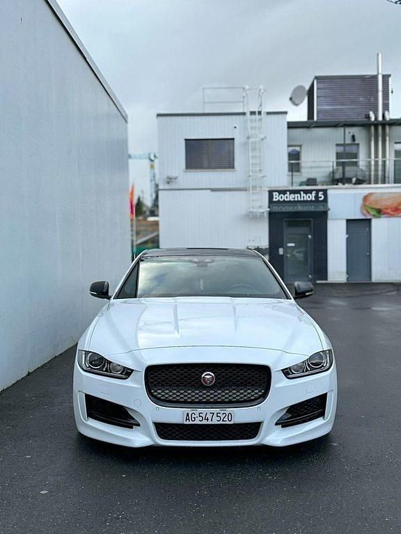 Gebraucht Jaguar XE R-Sport 250 PS (183 kW) 2017 Limousine