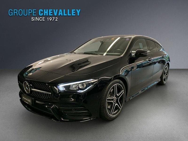 Gebraucht Mercedes CLA180 Shooting Brake AMG line 136 PS (100 kW) 2021 Schwarz Kombi