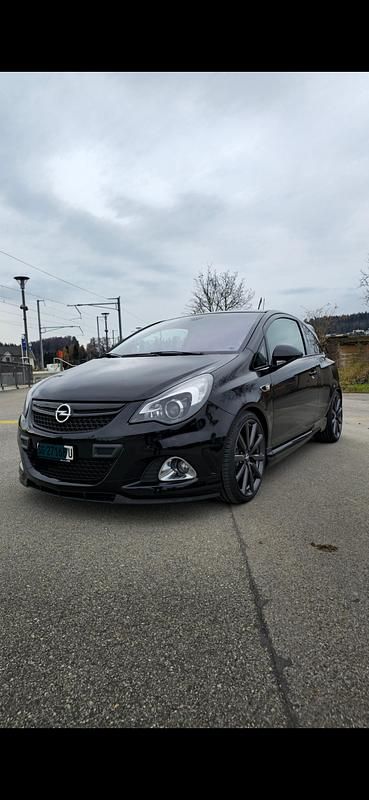 Gebraucht Opel Corsa Edition 211 PS (155 kW) 2013 Kleinwagen