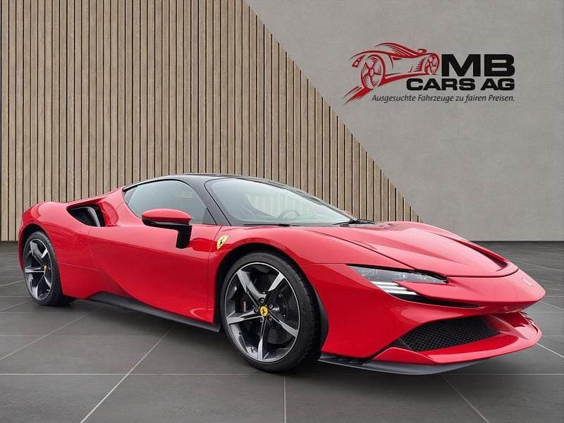Gebraucht Ferrari SF90 1000 PS (735 kW) 2022 Rot Coupé