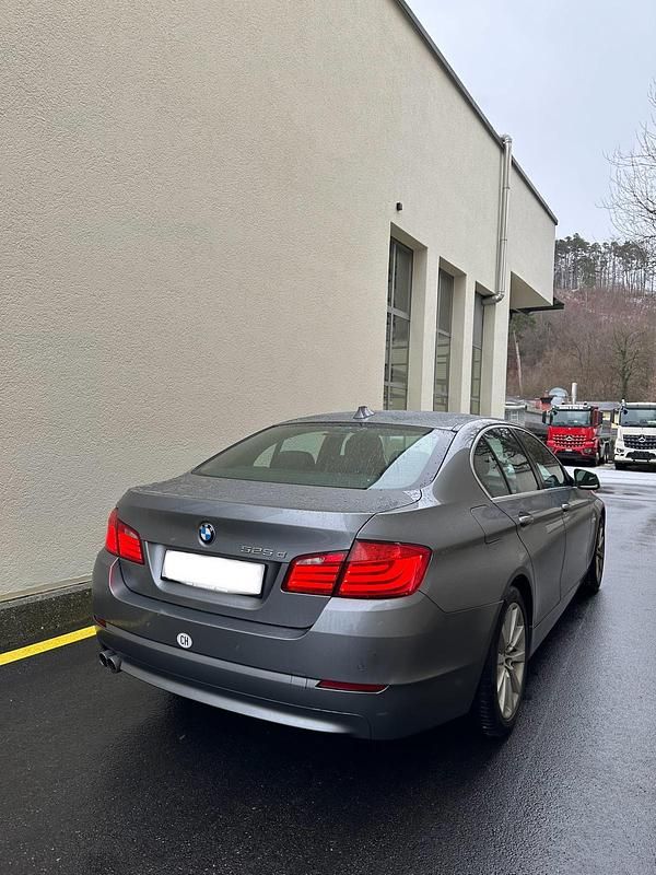 Gebraucht BMW 525 204 PS (150 kW) 2010