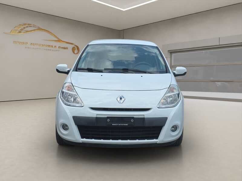 Gebraucht 2011 Renault Clio II Expression Kleinwagen | CHF 3’333 (Fairer Preis) - Bild 1/4