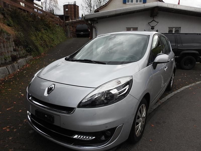 Gebraucht 2013 Renault Grand Scénic III Dynamique Van / Kleinbus | CHF 2’900 (Fairer Preis) - Bild 1/3