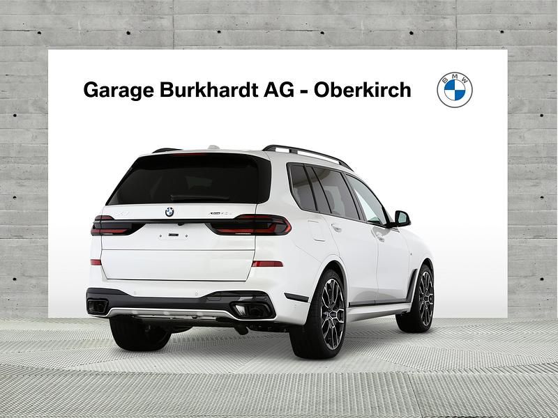 Neu BMW X7 M Sport 340 PS (250 kW) 2025 Weiss SUV