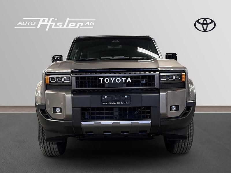 Neu Toyota Land Cruiser 205 PS (150 kW) 2026 Anthrazit SUV