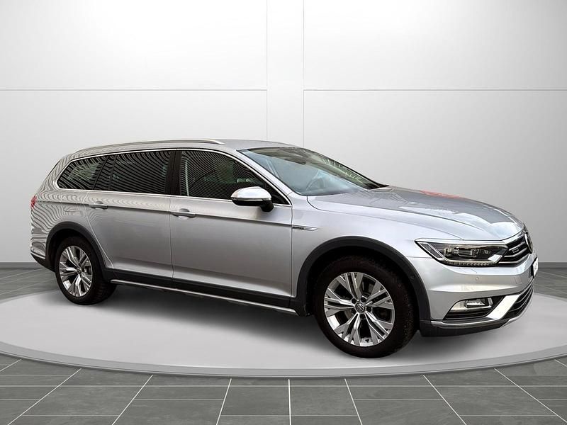 Gebraucht VW Passat Alltrack 190 PS (139 kW) 2019 Kombi