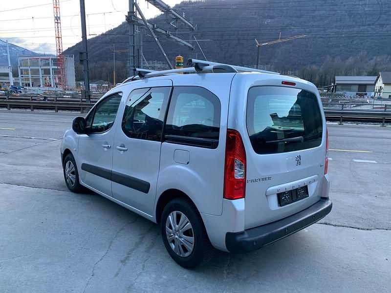 Gebraucht Peugeot Partner 90 PS (66 kW) 2010