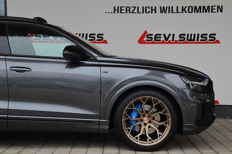 Gebraucht Audi Q8 S-Line 340 PS (250 kW) 2019 SUV