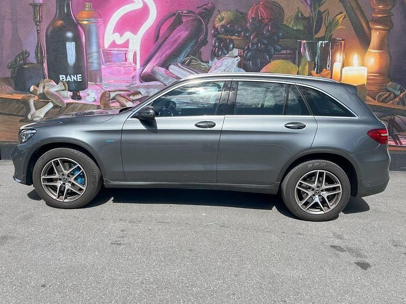 Gebraucht Mercedes GLC350 AMG line 211 PS (155 kW) 2017 SUV