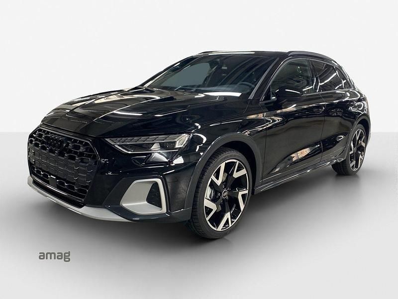 Mythosschwarz metallic Neu 2025 Audi A3 Ambiente Limousine | CHF 39’990 - Bild 1/4