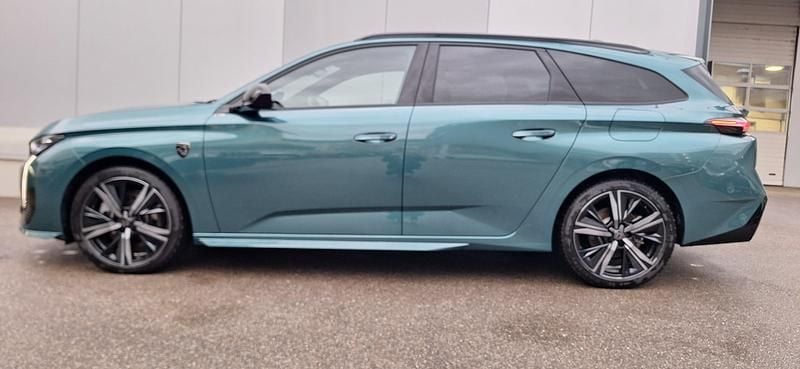 Gebraucht Peugeot 308 SW GT 224 PS (164 kW) 2022 Blau Kombi