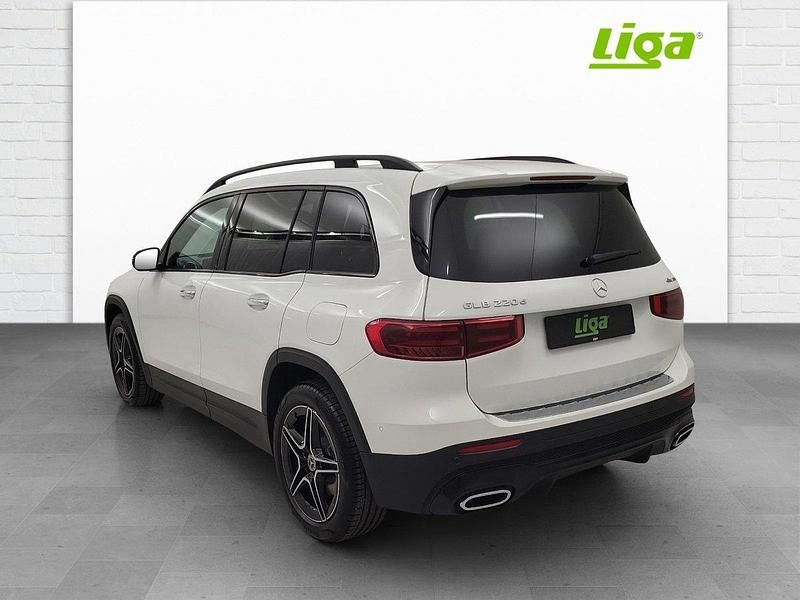 Gebraucht Mercedes GLB220 AMG line 190 PS (139 kW) 2024 SUV