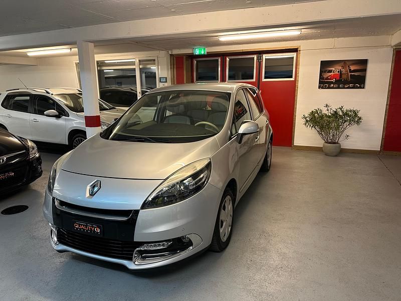 Gebraucht Renault Scénic Dynamique 140 PS (102 kW) 2012