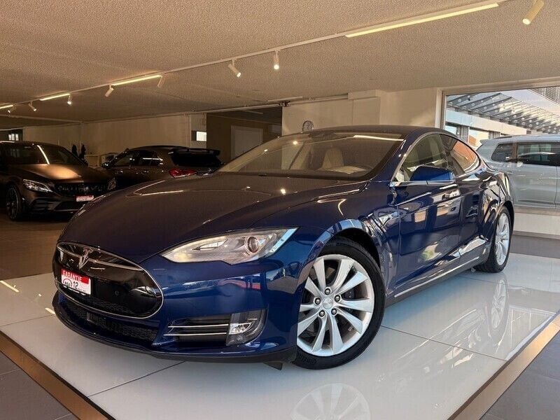 Gebraucht 2015 Tesla Model S Kleinwagen | CHF 17’900 (Fairer Preis) - Bild 1/4