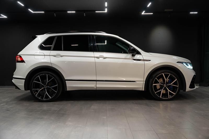 Gebraucht VW Tiguan R 319 PS (234 kW) 2021 SUV