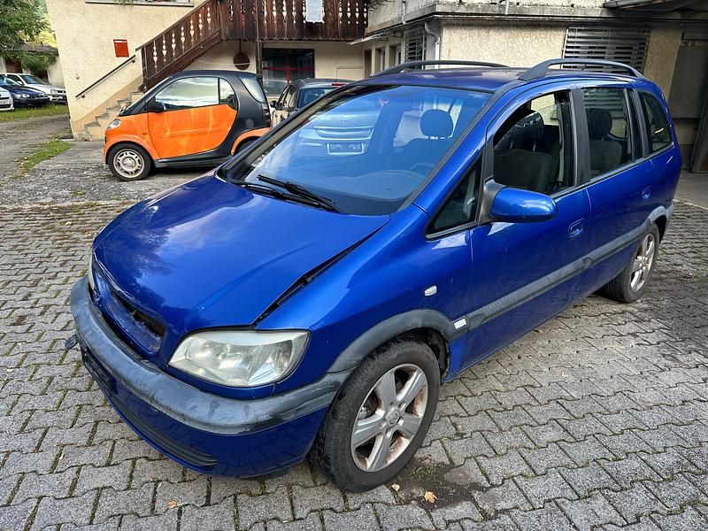 Gebraucht Opel Zafira 147 PS (108 kW) 2005 Van / Kleinbus
