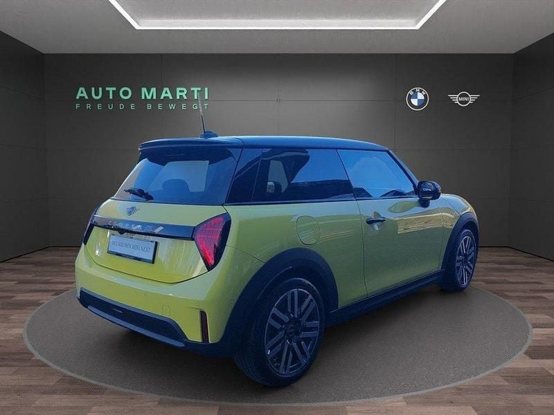 Gebraucht Mini Cooper S 204 PS (150 kW) 2024 Sunny side yellow mét. Kleinwagen