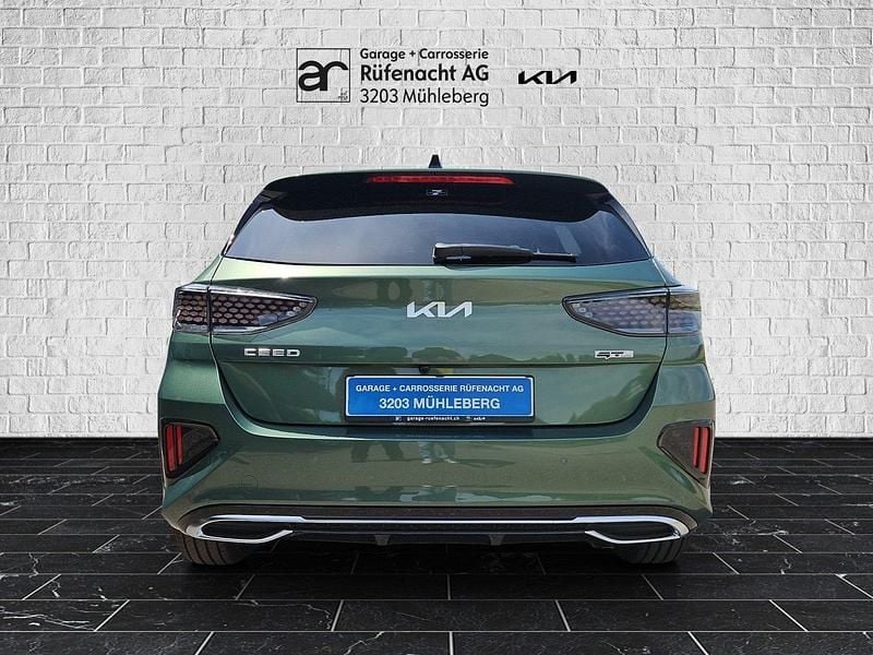 Gebraucht Kia Ceed GT-Line 140 PS (102 kW) 2025 Grün Kleinwagen