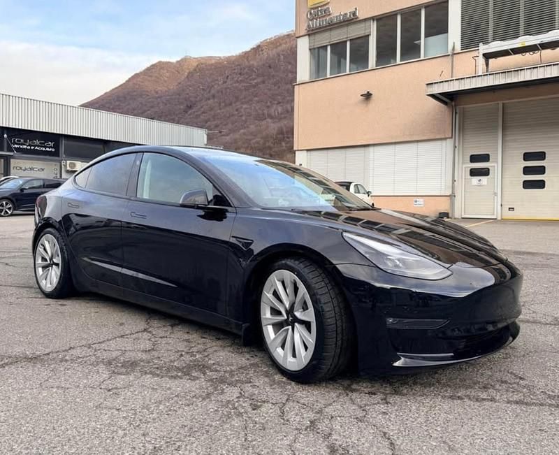 Gebraucht Tesla Model 3 366 kW (498 PS) 2021 Limousine