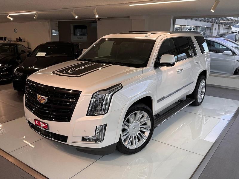 Gebraucht Cadillac Escalade 426 PS (313 kW) 2016 SUV
