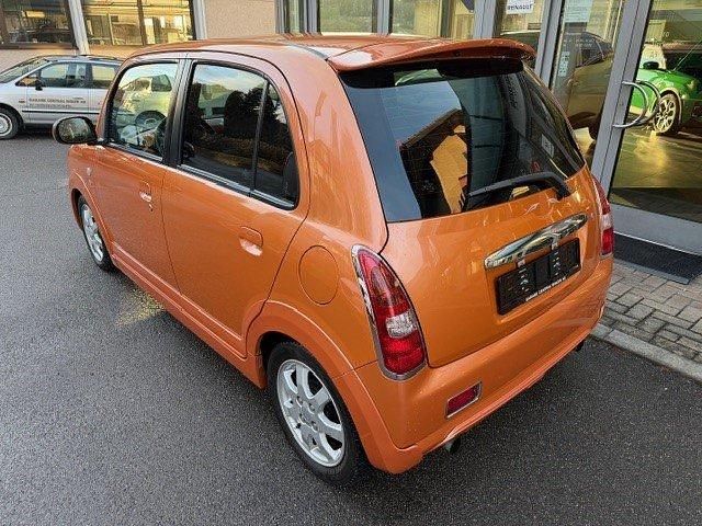 Gebraucht Daihatsu Trevis 58 PS (42 kW) 2009 Orange Kleinwagen