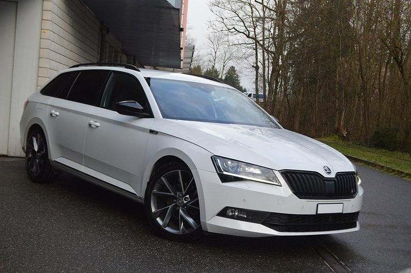 Gebraucht Skoda Superb SportLine 190 PS (139 kW) 2017 Kombi