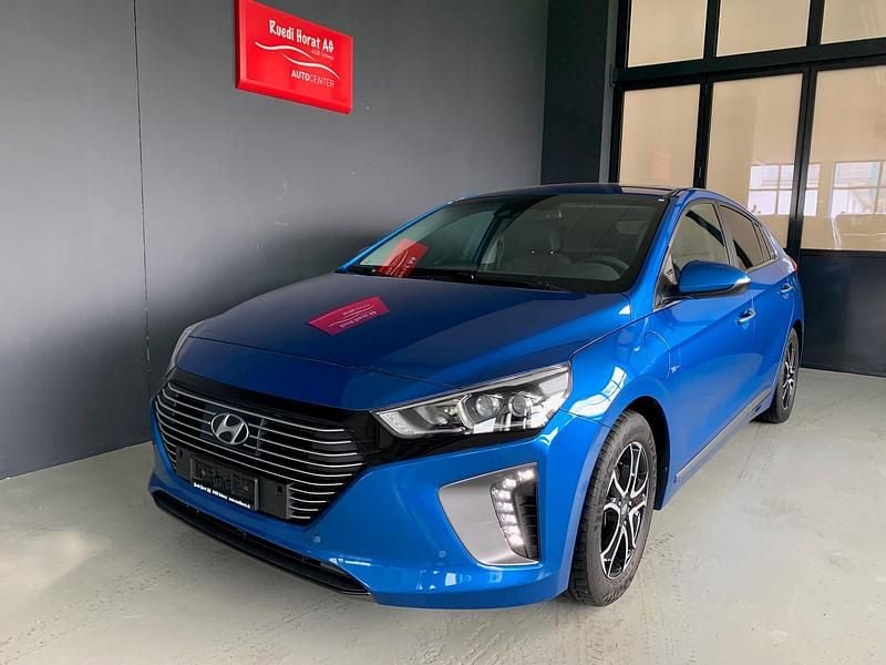Gebraucht Hyundai Ioniq 141 PS (103 kW) 2018 Blau Kleinwagen