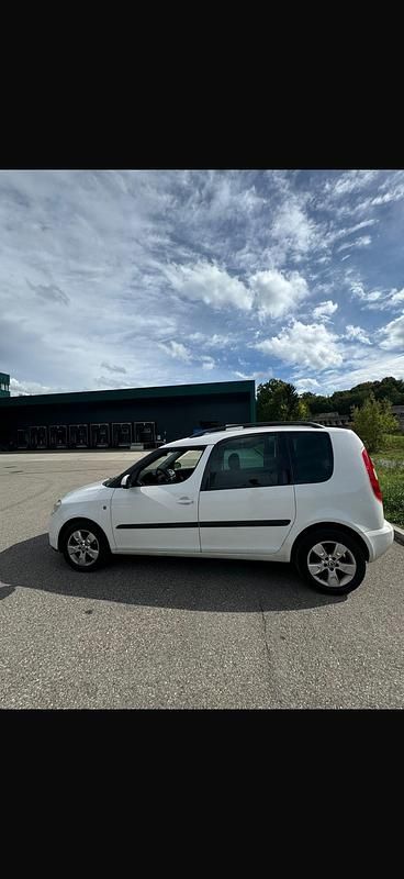 Gebraucht 2008 Skoda Roomster Style Van / Kleinbus | CHF 2’800 (Fairer Preis) - Bild 1/4