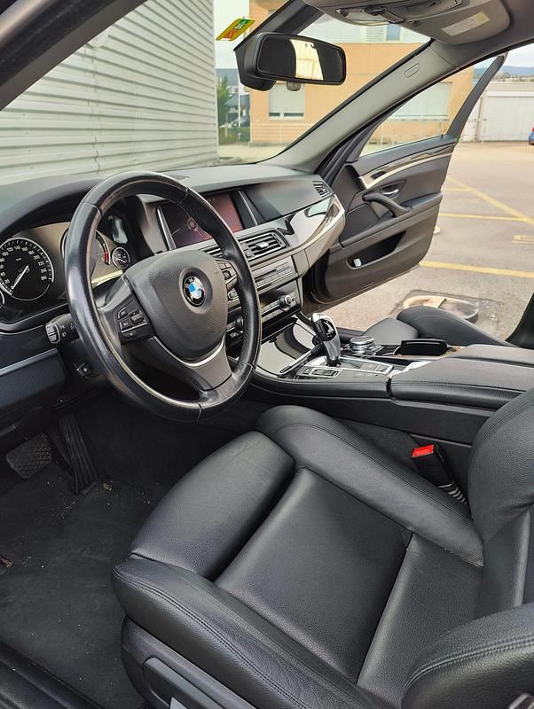 Gebraucht BMW 520 Luxury Line 190 PS (139 kW) 2015 Kombi