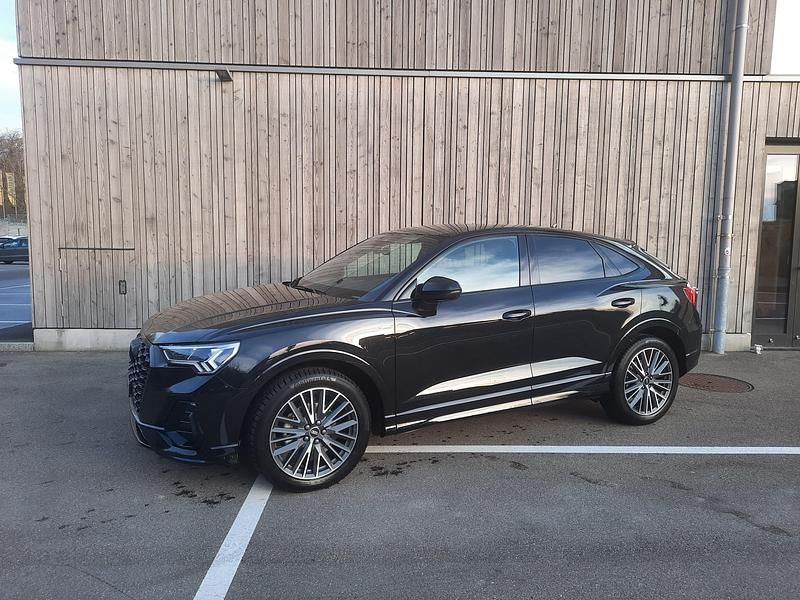 Gebraucht 2022 Audi Q3 Sportback Attraction SUV | CHF 29’800 (Fairer Preis) - Bild 1/4